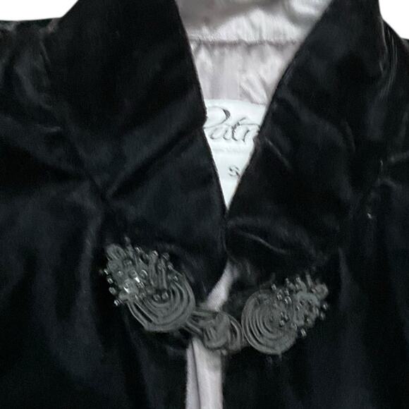 Vintage Prata Women’s Cape Halloween Velvet Swing Coat Size Small - Picture 4 of 14